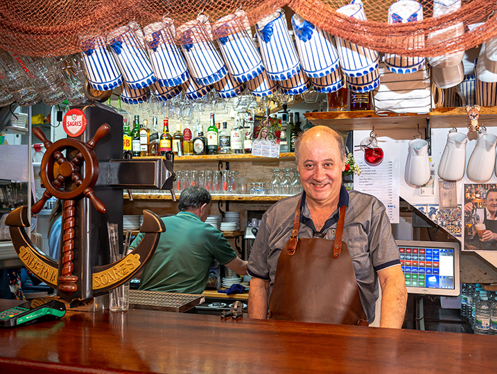 Balcão do bar da taberna